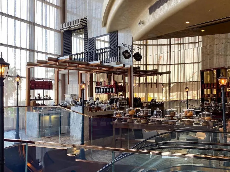 Stylish Apartment At Paramount Hotel Business Bay Dubai