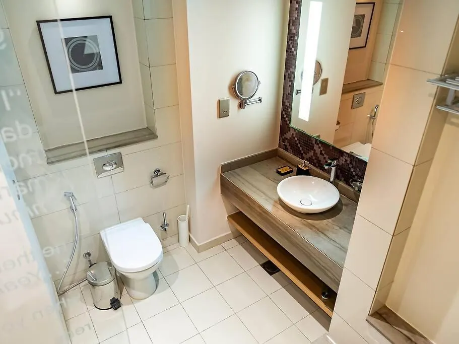 Stylish Apartment At Paramount Hotel Business Bay Dubaj